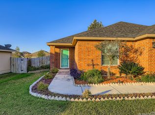 1013 Polmont, Seguin, TX 78155