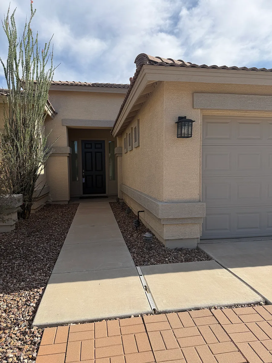 Building Photo - 3309 W Leisure Ln