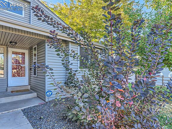 5th image of 18272 E Crestline Cir