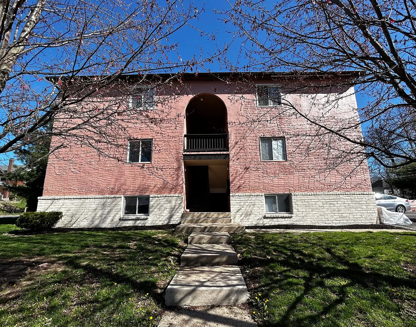 N 4th 2150 ACM — Photo 1
