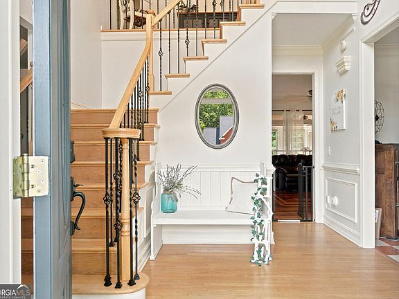 5th image of 4015 Sunhill Ct