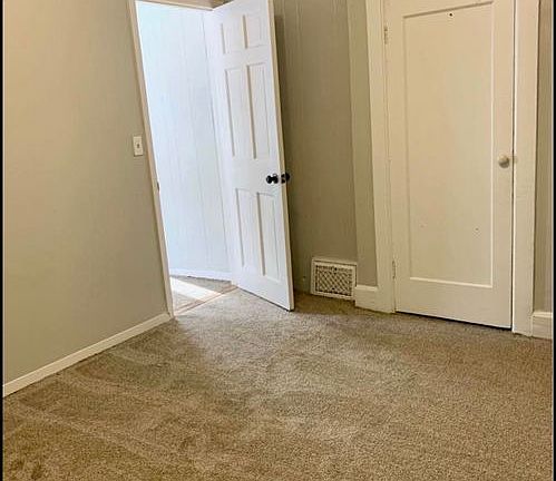 4th image of 1515 S Norton Ave APT A