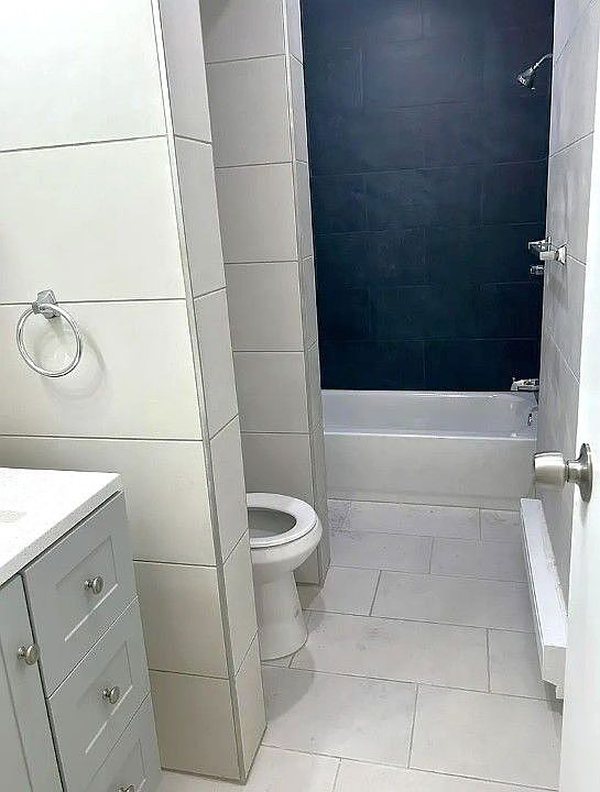 2nd image of 286 S Center St #12C