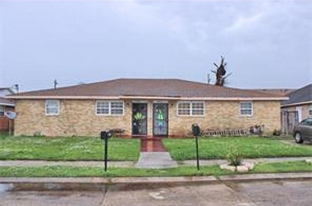 1st image of 4819-21 Lynhuber Dr