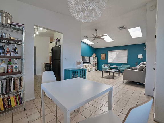 5th image of 9125 E Calle Maria