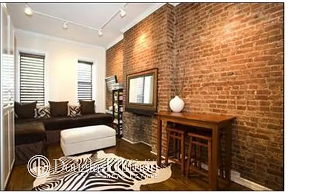 Rented by Douglas Elliman | media 16