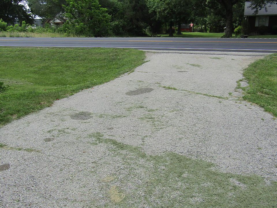 2nd image of 18957 Highway 32