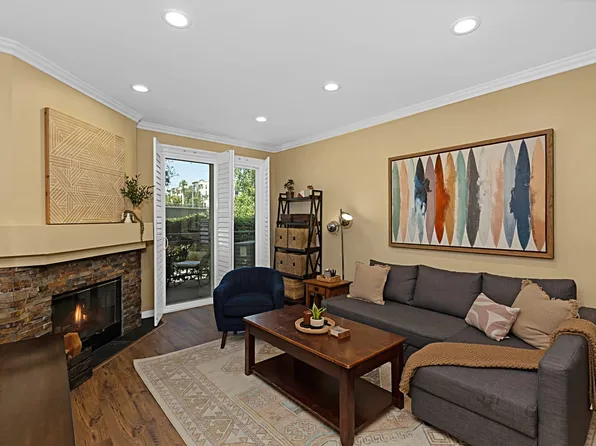 2020 Camino De La Reina Unit 112, San Diego, CA 92108