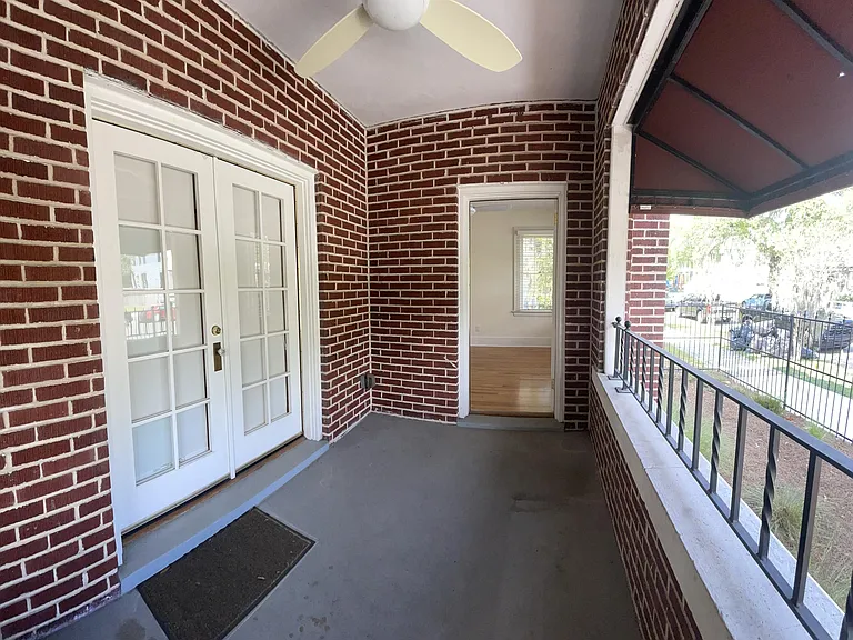 1310 N Laura St — Photo 17