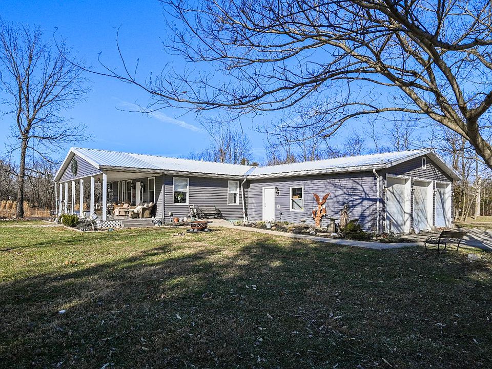 1st image of 15110 Veterans Ln