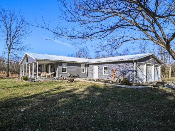 15110 Veterans Ln, Dillsboro, IN 47018