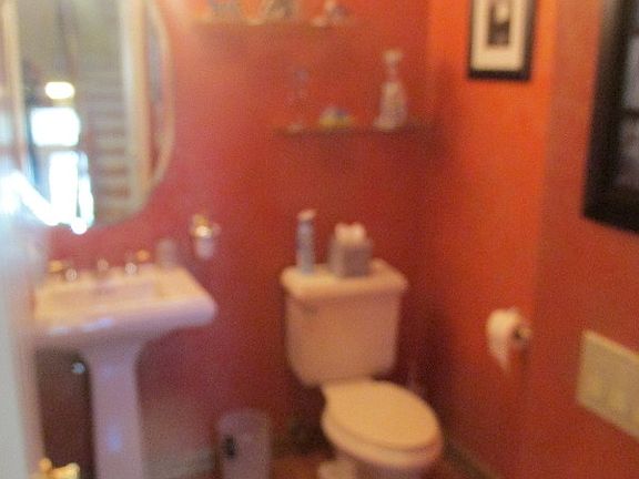 5th image of 770 Green Ln #770