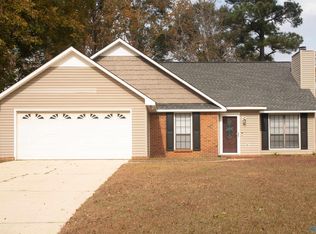 1805 Apache Dr, Albertville, AL 35950