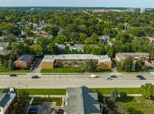 2859 E Maple Rd APT 5, Birmingham, MI 48009