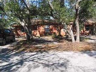 2nd image of 2880 Villa Woods Cir