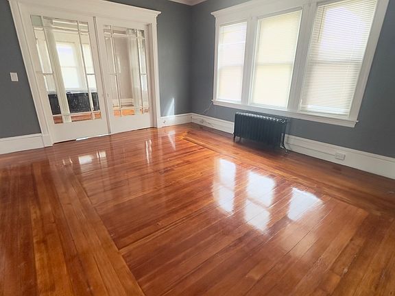 5th image of 1260 Newport Ave Floor 2