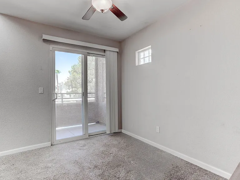 9325 W Desert Inn Rd #206 — Photo 13