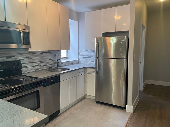 2nd image of 1280 Dean St #4DD