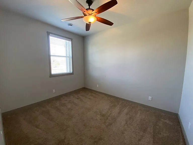 4132 Lincoln Swing — Photo 18