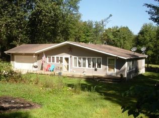 6125 N 900 E, Howe, IN 46746