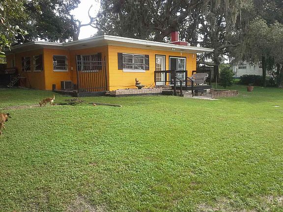 2nd image of 3805 Lakeshore Dr