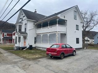 76 Elm St, Hardwick, VT 05843