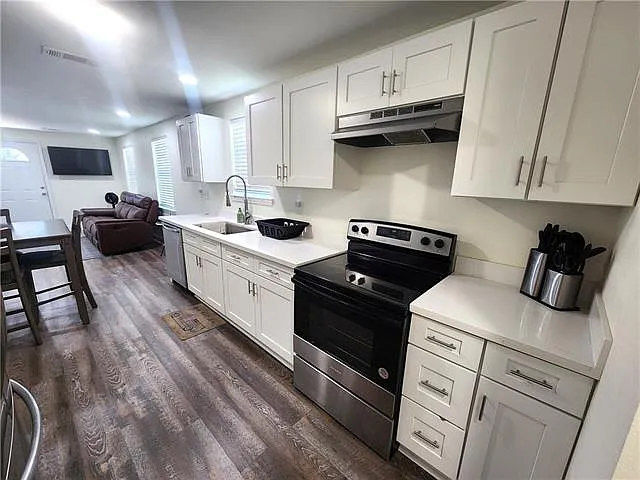118 Treuil Ln — Photo 5