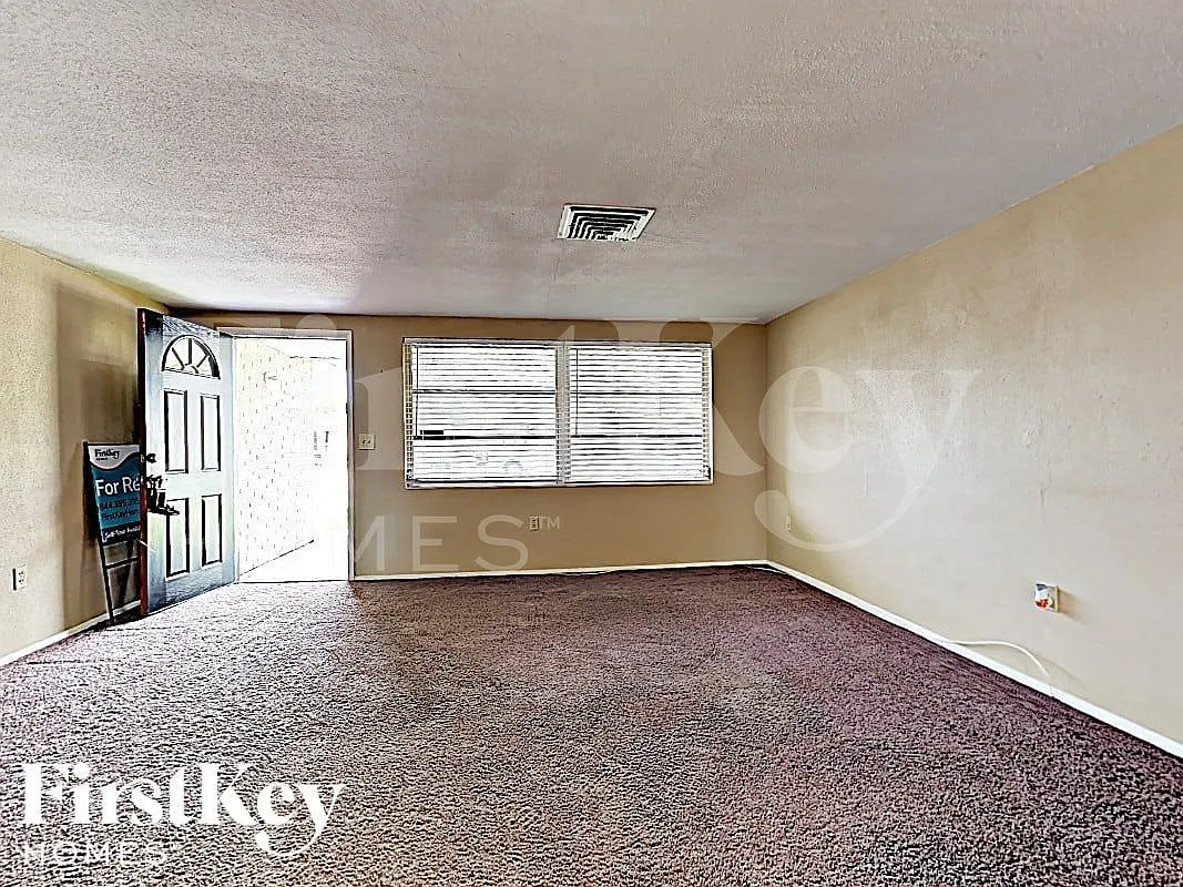 2 bed, 2.0 bath, 1314 sqft, $2,020 — Photo 3
