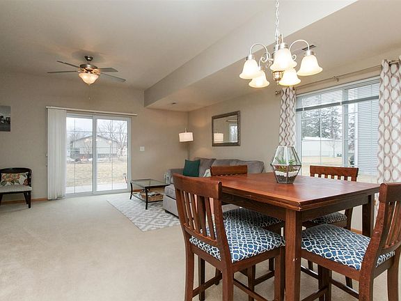 3rd image of 225 Copeland Ln