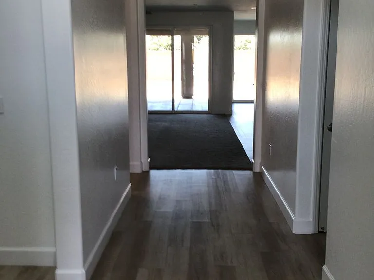2901 Sand Hills Ave — Photo 4