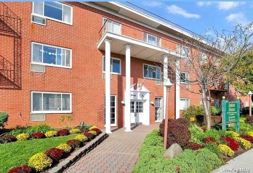 22 N Forest Avenue UNIT 1G, Rockville Centre, NY 11570 Zillow