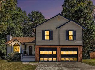 5069 Glendora Dr, Powder Springs, GA 30127