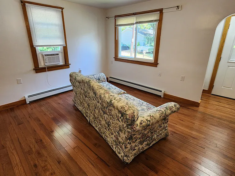 105 N Highland St — Photo 13