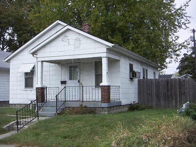1st image of 236 S Villa Ave