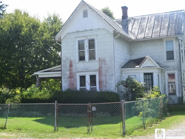 2179 Main St, Lawtons, NY 14091