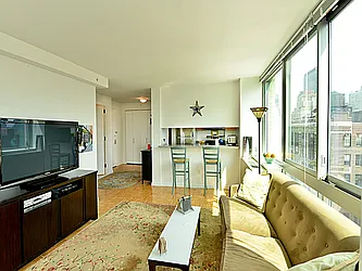 Rented by Cooper & Cooper Real Estate