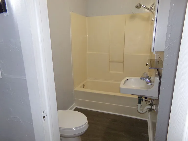 205 Miller Blvd — Photo 12