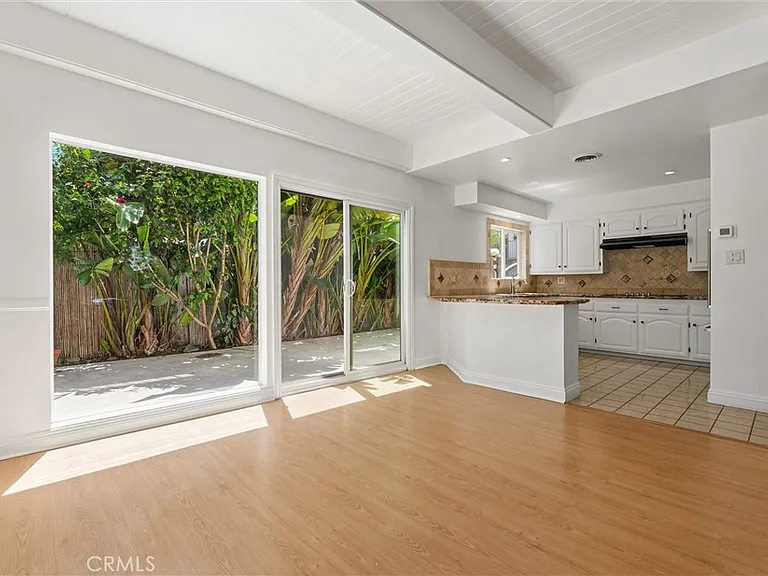 337 La Verne Ave — Photo 21