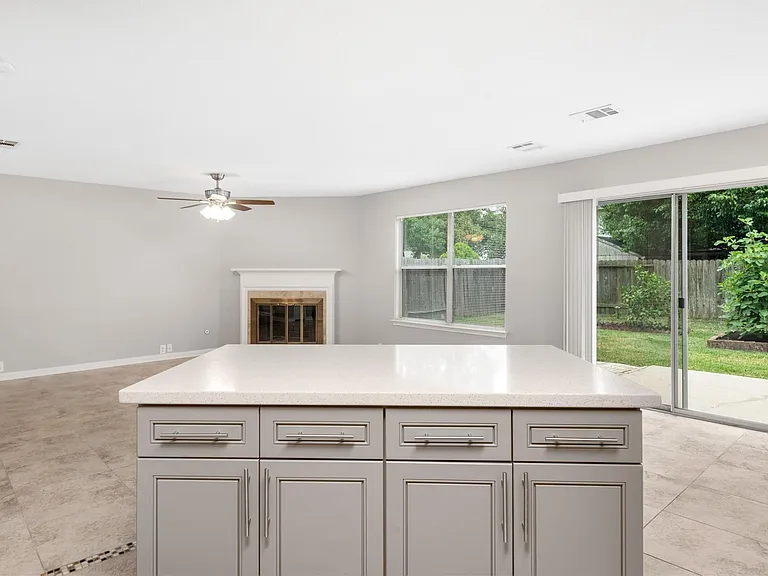 13515 Naples Bridge Rd — Photo 13