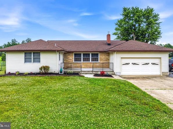 25399 Mount Pleasant Rd, Columbus, NJ 08022