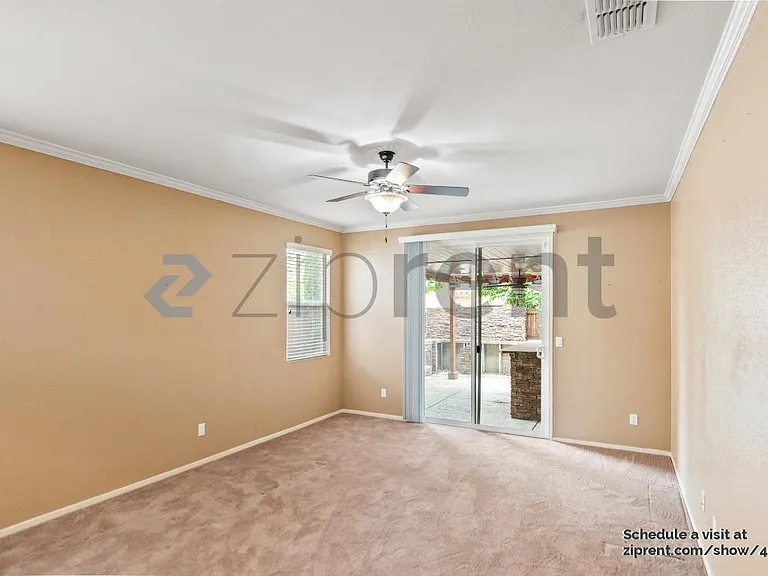 276 Colonial Trl — Photo 6