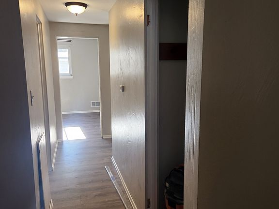 Hallway to bath and bedrooms