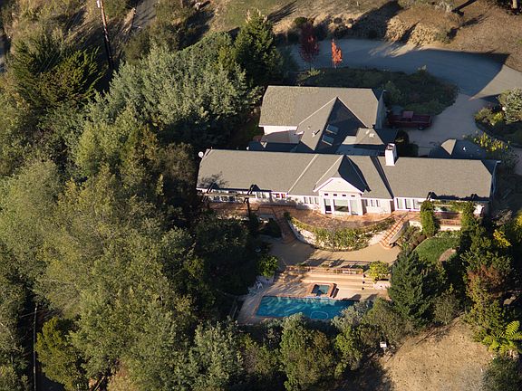 3rd image of 170 Corday Ln