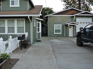 360 E Berkeley St, Gladstone, OR