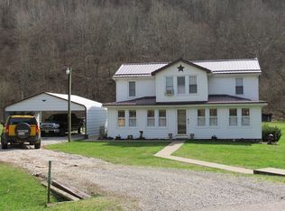 2715 Barnes Run Rd, Mount Zion, WV 26151