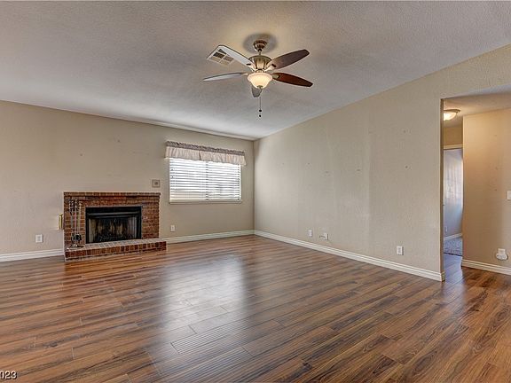 5th image of 623 Otono Dr
