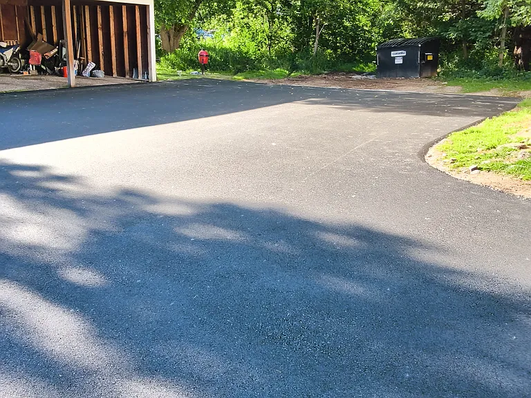581 Falls Rd #2 — Photo 4