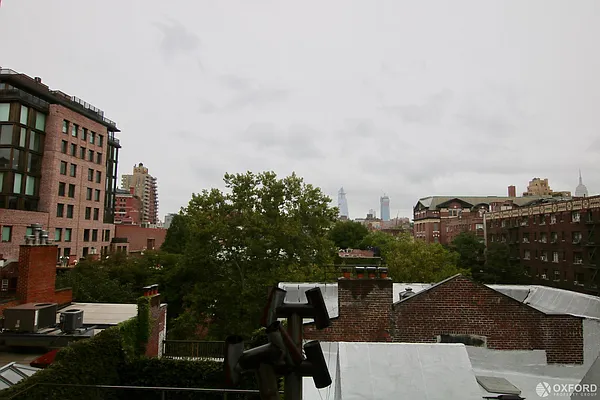 Rented by Oxford Property Group | media 24