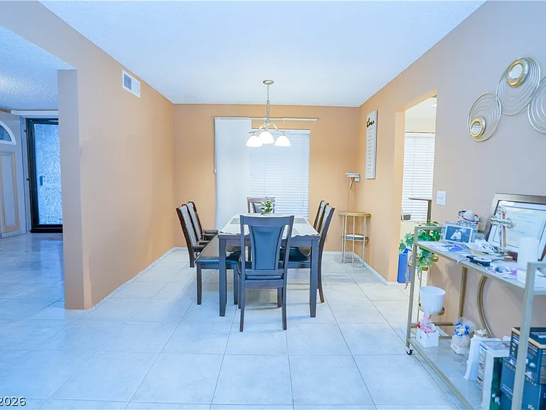 2451 Domingo St — Photo 6