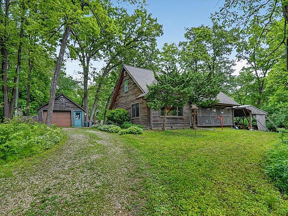 3rd image of 7008 Lavina Road